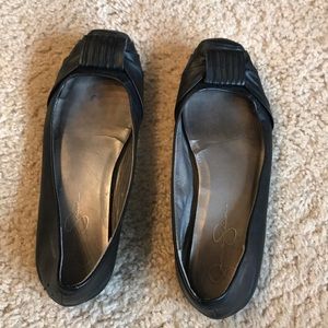 Jessica Simpson black flats